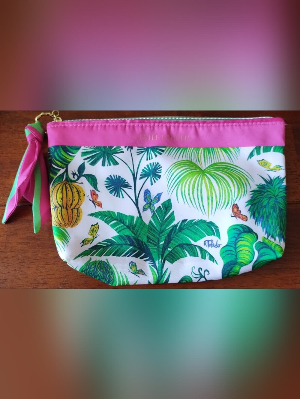 Estee Lauder R. Toledo Pouch